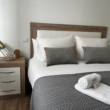 Gris Parking A Menos De 1 Min A Pie Apartman Vigo Kültér fotó