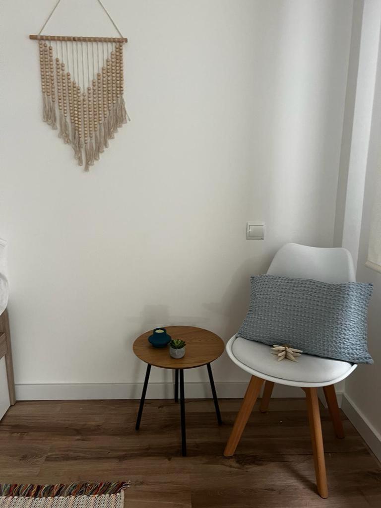 Gris Parking A Menos De 1 Min A Pie Apartman Vigo Kültér fotó