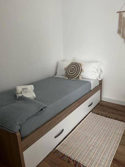Gris Parking A Menos De 1 Min A Pie Apartman Vigo Kültér fotó