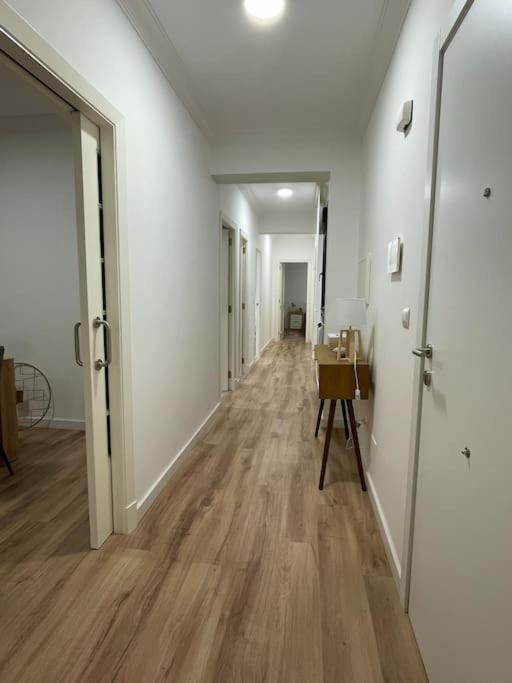 Gris Parking A Menos De 1 Min A Pie Apartman Vigo Kültér fotó
