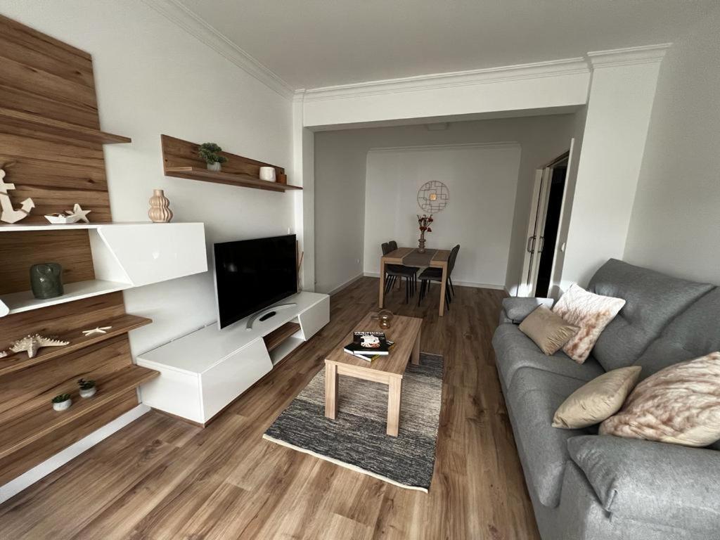 Gris Parking A Menos De 1 Min A Pie Apartman Vigo Kültér fotó